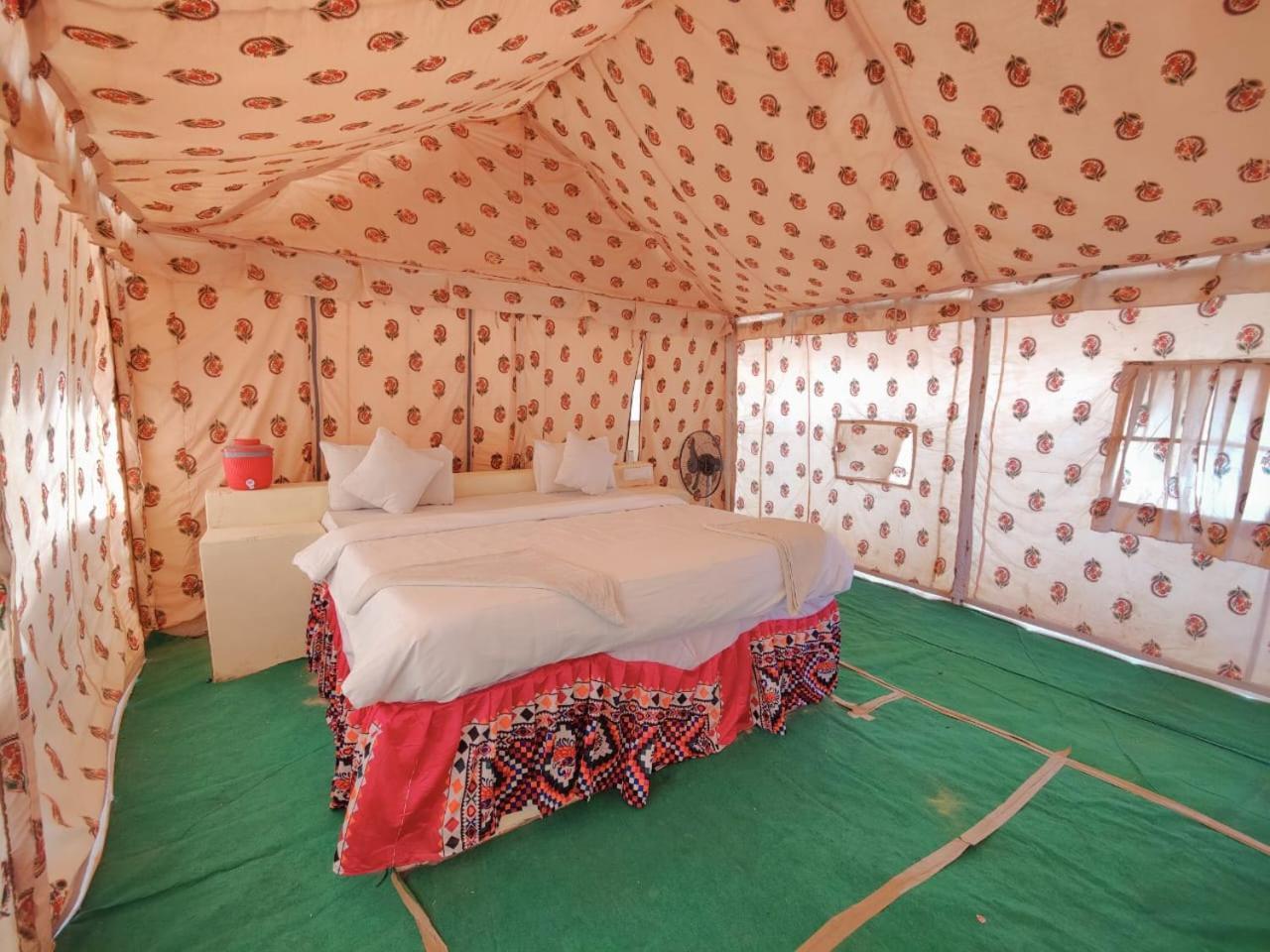 Om Luxury Resort Jaisalmer Zimmer foto