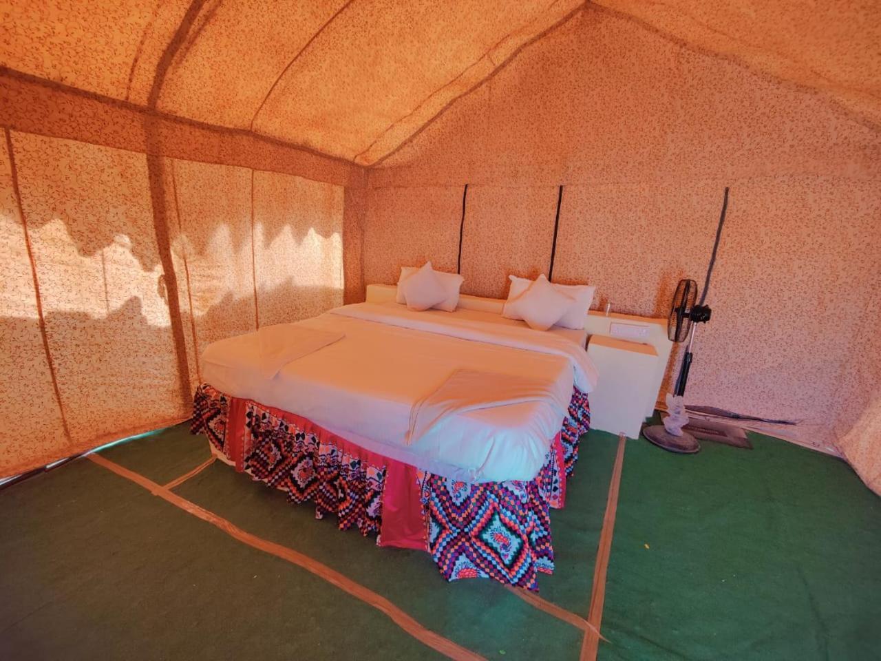 Om Luxury Resort Jaisalmer Zimmer foto