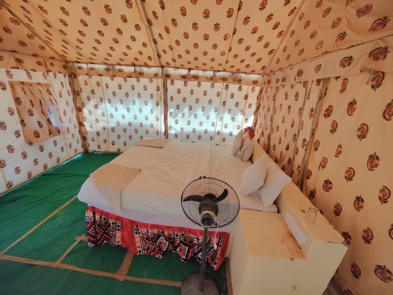 Om Luxury Resort Jaisalmer Zimmer foto