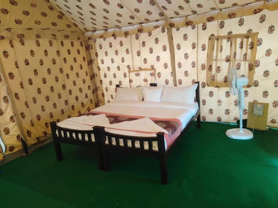 Om Luxury Resort Jaisalmer Zimmer foto