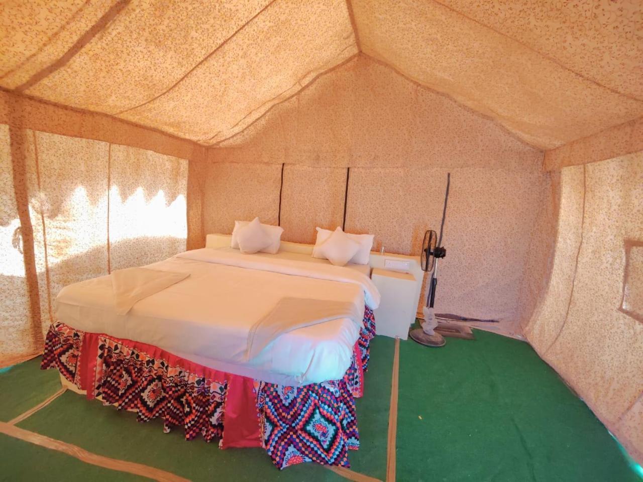 Om Luxury Resort Jaisalmer Zimmer foto