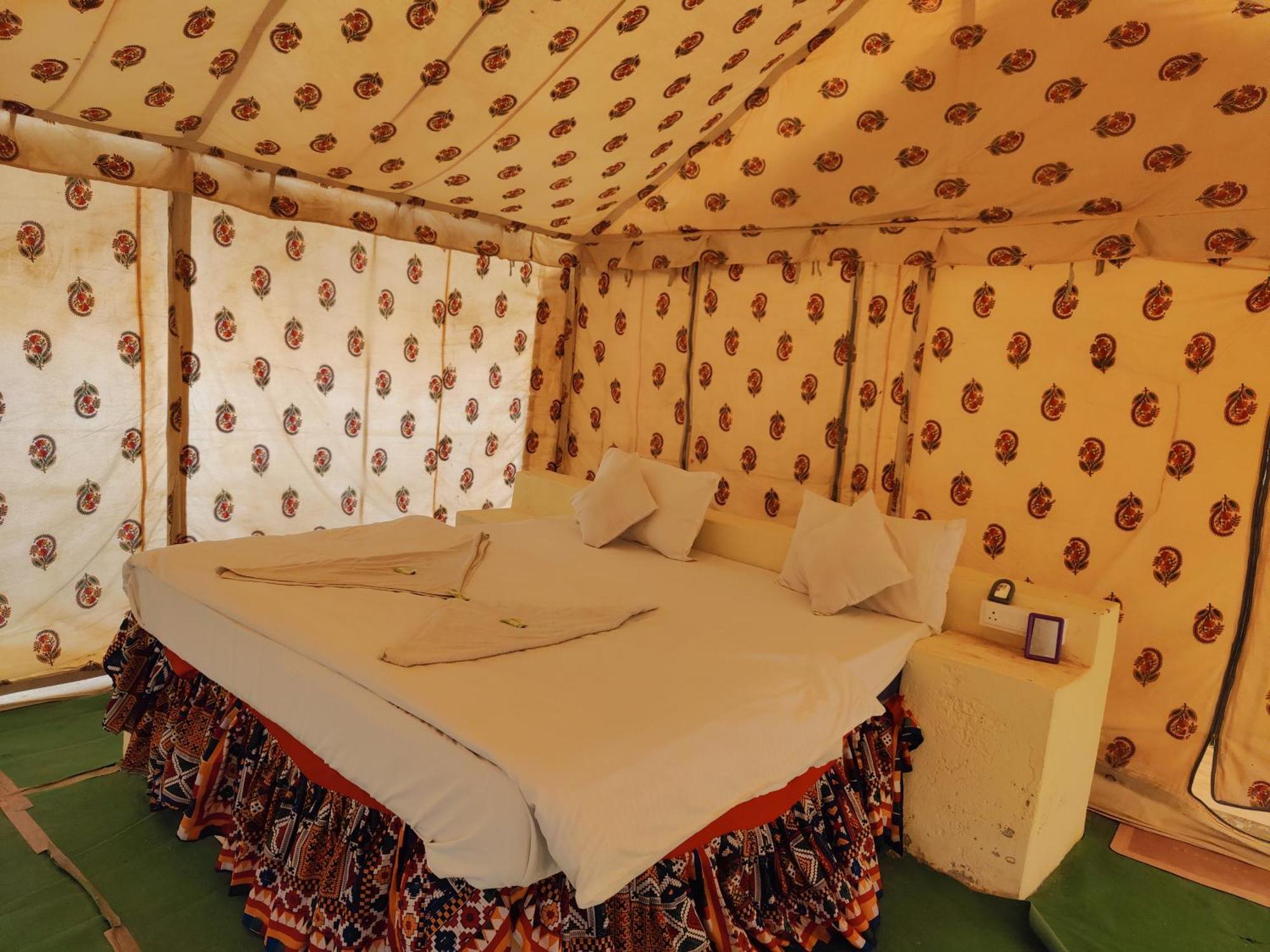 Om Luxury Resort Jaisalmer Zimmer foto